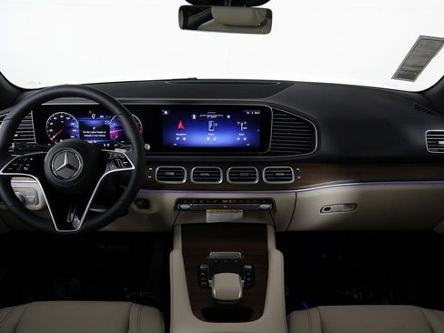 New 2026 Mercedes-Benz GLE 350 4MATIC image 4