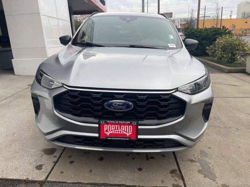 Used 2023 Ford Escape ST-Line image 36