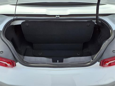 Used 2023 Chevrolet Camaro LT image 15