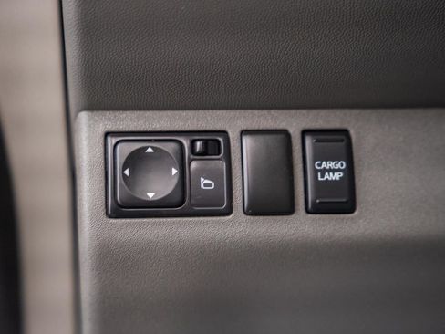 Used 2018 Nissan Frontier SV RWD image 36
