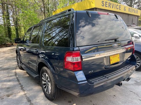 Used 2017 Ford Expedition XLT AWD/4WD image 7