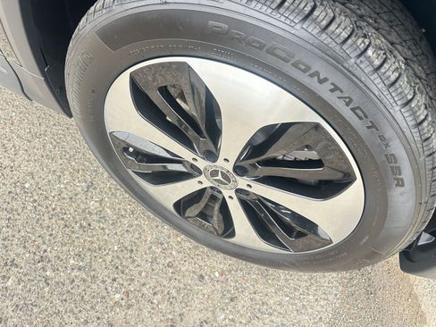 Used 2025 Mercedes-Benz GLA 250 4MATIC image 30