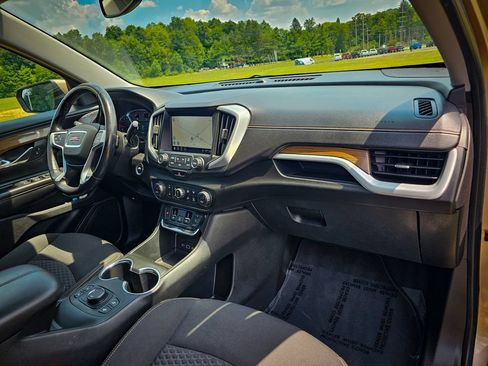 Used 2018 GMC Terrain SLE w/ Driver Convenience Package AWD/4WD image 40