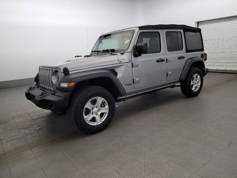 Used 2020 Jeep Wrangler Unlimited Sport S AWD/4WD image 2