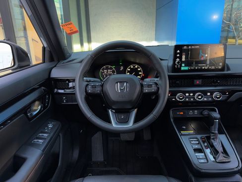 Used 2024 Honda CR-V Sport Touring image 16