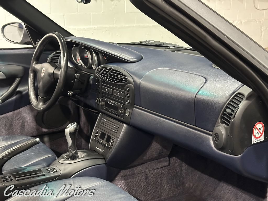 Used 2001 Porsche Boxster S RWD image 15