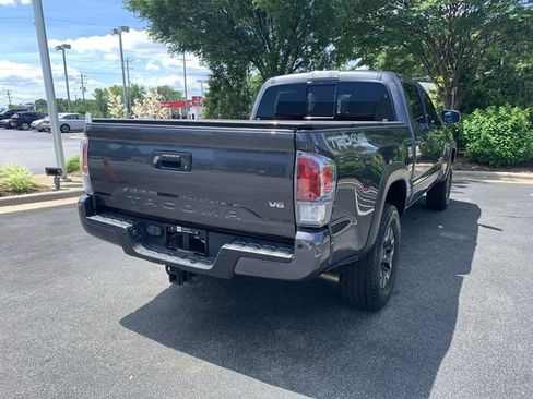 Certified 2021 Toyota Tacoma TRD Off-Road w/ Technology Package AWD/4WD image 8