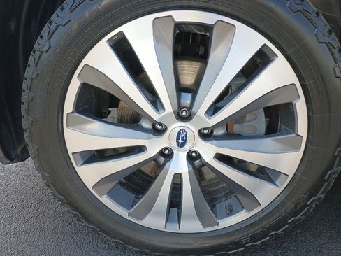 Used 2022 Subaru Ascent Touring image 37