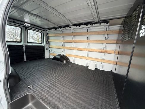 Used 2024 GMC Savana 2500 w/ Driver Convenience Package image 37