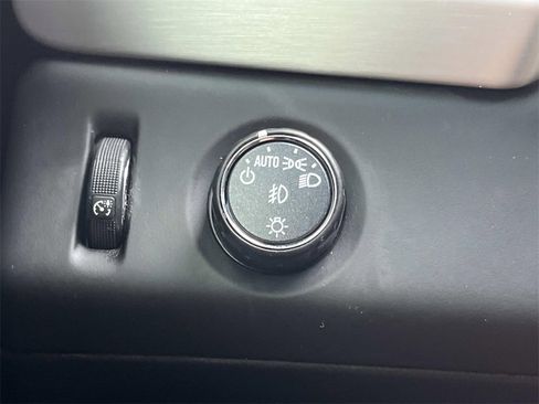 Used 2016 GMC Yukon SLE w/ Convenience Package image 24