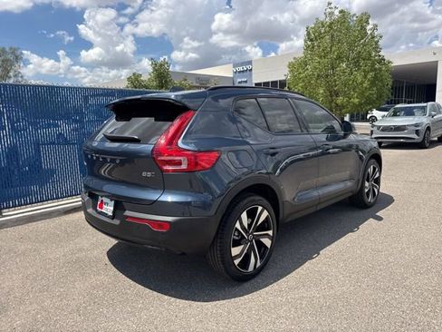New 2026 Volvo XC40 B5 Plus w/ Climate Package AWD/4WD image 5