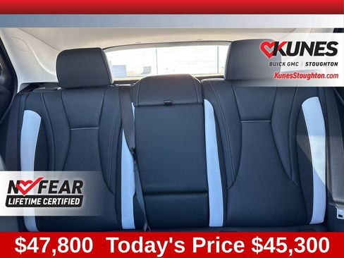 New 2026 Buick Envision Sport Touring image 37