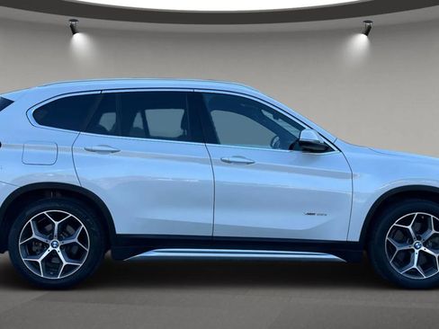 Used 2016 BMW X1 xDrive28i AWD/4WD image 9