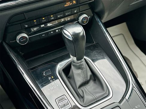 Used 2022 MAZDA CX-9 Touring w/ Touring Premium Package image 17