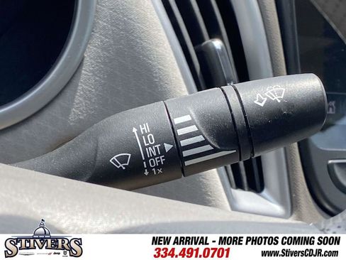 Used 2025 Chevrolet Malibu LT FWD image 34