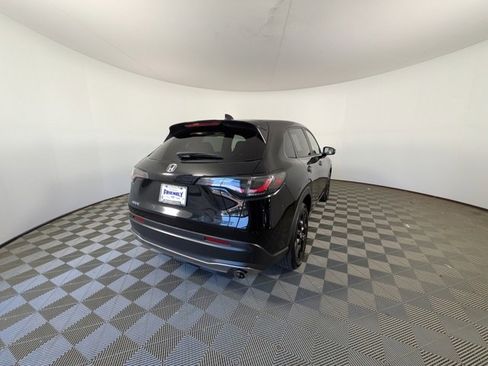 Used 2023 Honda HR-V Sport image 5