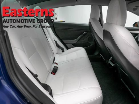 Used 2023 Tesla Model 3 Standard Range RWD image 17