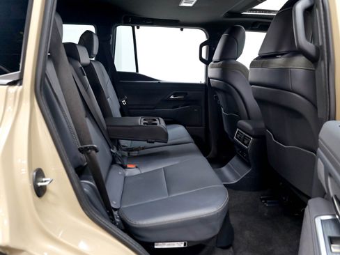 Used 2025 Lexus GX 550 AWD/4WD image 29