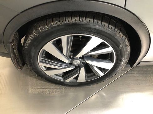 Used 2015 Nissan Murano Platinum w/ Platinum Technology Package image 10