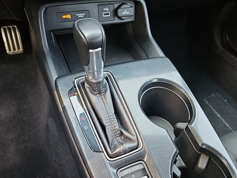 Used 2023 Honda Civic Sport image 15
