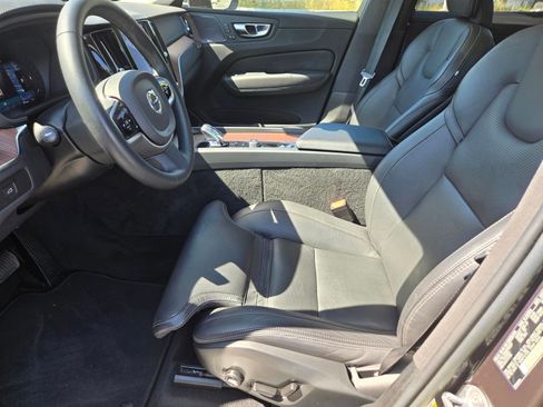 Certified 2023 Volvo XC60 B5 Ultimate AWD/4WD image 15