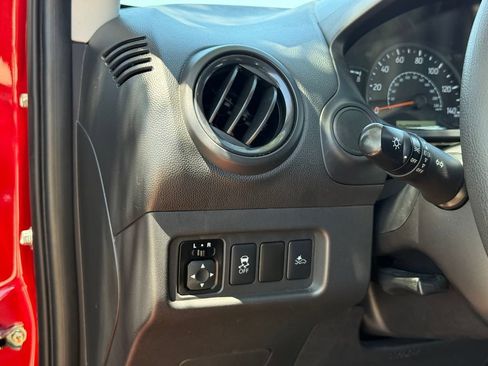 Used 2024 Mitsubishi Mirage ES FWD image 4