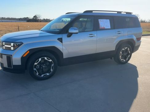 Used 2025 Hyundai Santa Fe SEL image 5