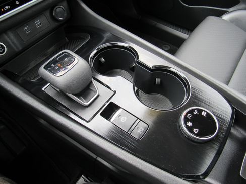 Used 2023 Nissan Rogue SV w/ SV Premium B Package image 26