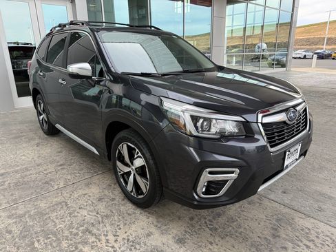 Used 2019 Subaru Forester Touring w/ Popular Package #3 AWD/4WD image 3
