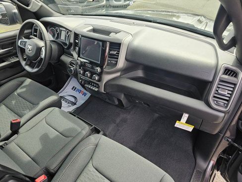 New 2026 RAM 1500 Express AWD/4WD image 11