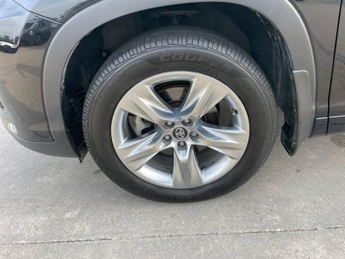 Used 2019 Toyota Highlander Limited w/ Protection Package #3 AWD/4WD image 41