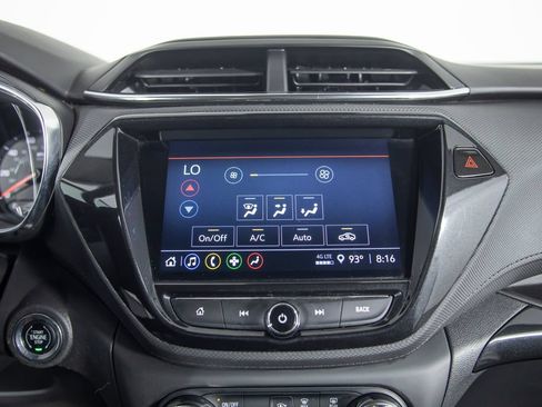 Used 2023 Chevrolet TrailBlazer LT w/ Convenience Package FWD image 31
