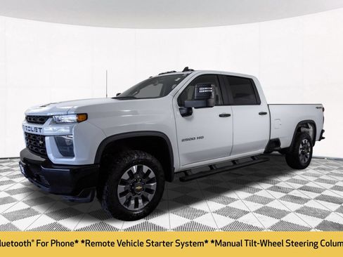 Used 2021 Chevrolet Silverado 2500 Custom w/ Custom Value Package AWD/4WD image 13