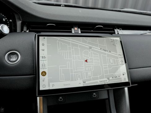 Used 2025 Land Rover Discovery Sport S image 13