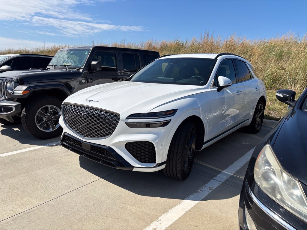Certified 2025 Genesis GV70 2.5T w/ Sport Prestige Package AWD/4WD image 1
