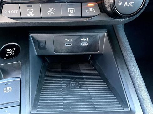Certified 2026 Nissan Kicks SV FWD image 31