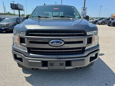Used 2018 Ford F150 XLT w/ Equipment Group 302A Luxury AWD/4WD image 9