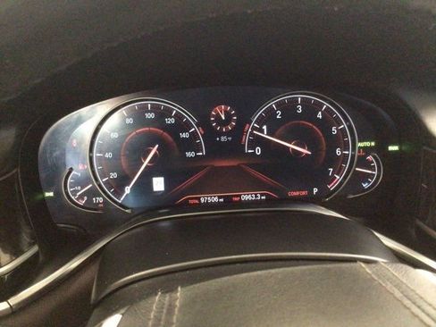 Used 2016 BMW 750i xDrive AWD/4WD image 11