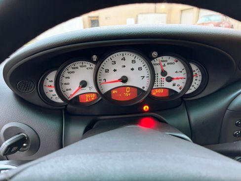 Used 2000 Porsche 911 GT3 RS image 35