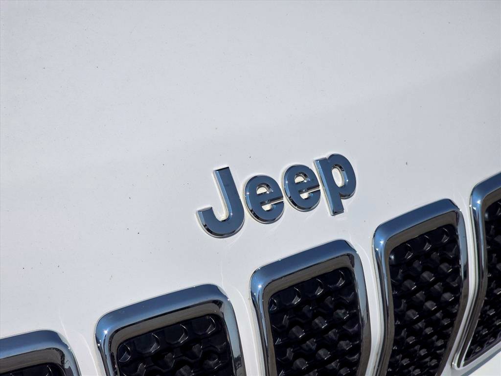Used 2019 Jeep Cherokee Limited w/ Luxury Group AWD/4WD image 13
