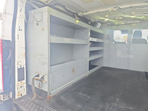 Used 2017 Ford Transit 250 130 Low Roof image 14