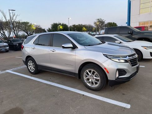 Used 2022 Chevrolet Equinox LT image 6