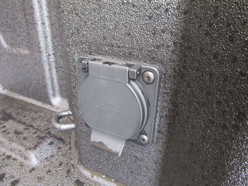 New 2026 GMC Sierra 1500 SLE image 17