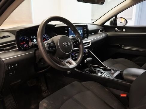 Used 2021 Kia K5 LX FWD image 6