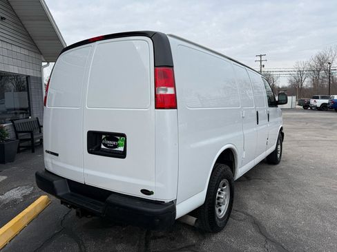 Used 2020 Chevrolet Express 2500 w/ Driver Convenience Package image 3