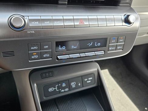 New 2026 Hyundai Kona Limited FWD image 8