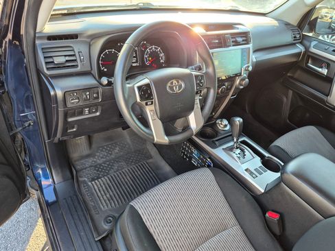 Used 2023 Toyota 4Runner SR5 AWD/4WD image 16
