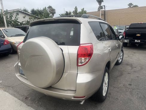 Used 2008 Toyota RAV4 Limited w/ Tow Prep Pkg AWD/4WD image 5
