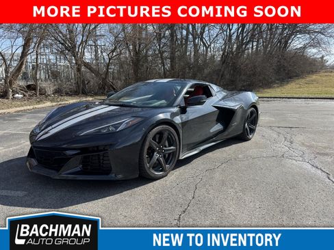 Used 2024 Chevrolet Corvette E-Ray w/ ZER Performance Package image 3