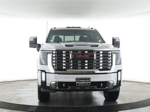 Used 2026 GMC Sierra 2500 Denali w/ Denali Reserve Package AWD/4WD image 12